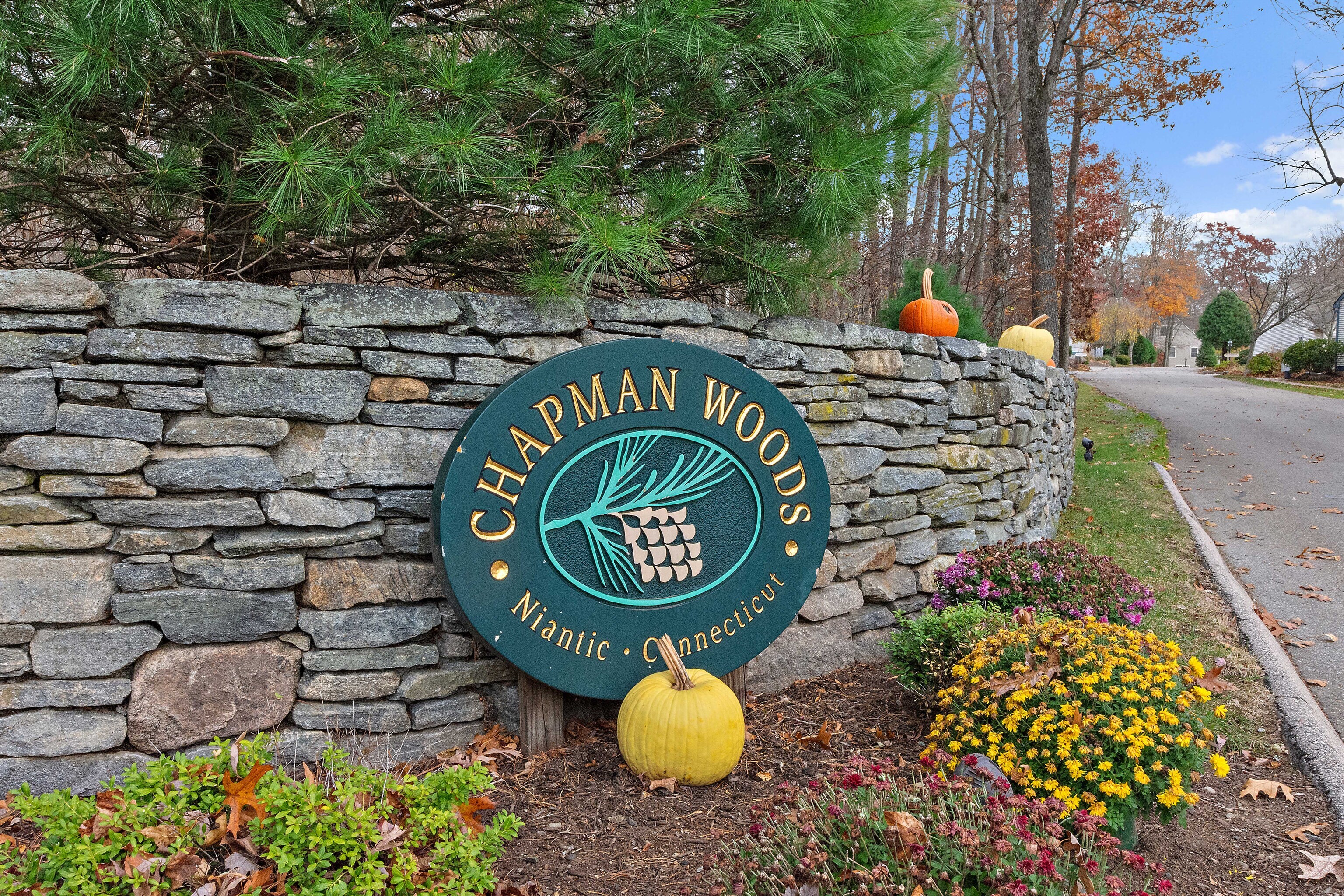 1 Bittersweet, East Lyme, 06357, 3 Bedrooms Bedrooms, 0 ,2 BathroomsBathrooms,Condo/co-op For Sale,For Sale,Bittersweet,0,24138543