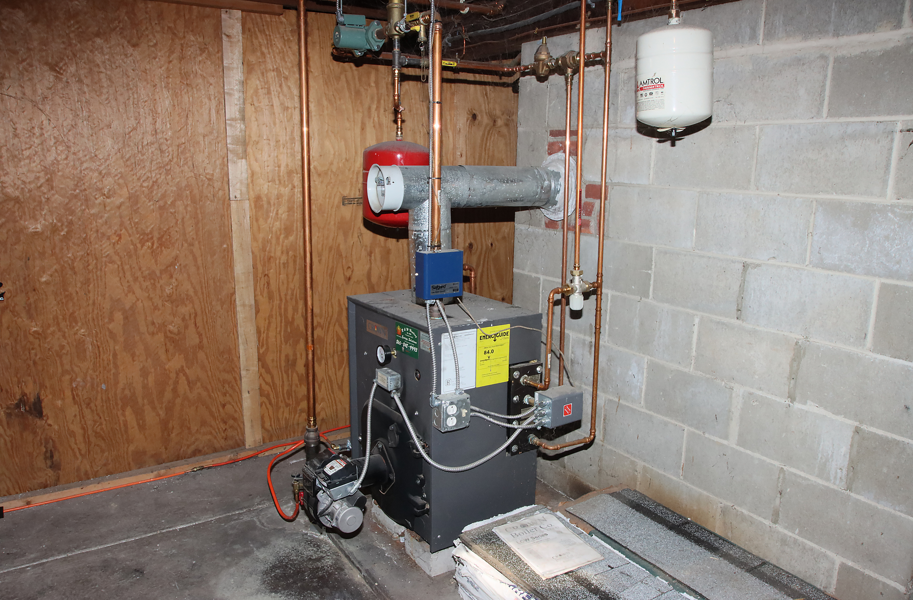 Homes for sale in Clinton, CT | 106 Glenwood Rd, Clinton, CT 06413 | MLS# 24139002