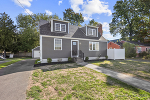 Homes for sale in Middletown, CT | 50 Garfield Ave, Middletown, CT 06457 | MLS# 24138998