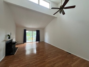 Homes for sale in Cromwell, CT | 7 Pheasant Run #7, Cromwell, CT 06416 | MLS# 24124488