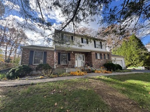 Homes for sale in Ledyard, CT | 17 Inchcliffe Dr, Ledyard, CT 06335 | MLS# 24138965