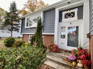 Homes for sale in Wethersfield, CT | 841 Ridge Rd, Wethersfield, CT 06109 | MLS# 24138413