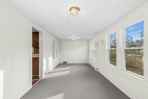 Homes for sale in Oxford, CT | 338 Quaker Farms Rd, Oxford, CT 06478 | MLS# 24138392