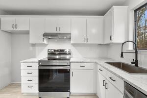 Homes for sale in Wallingford, CT | 42 Spice Hill Dr #42, Wallingford, CT 06492 | MLS# 24139006