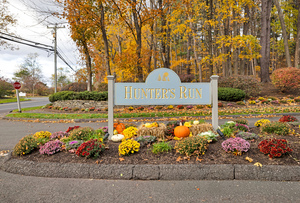 Homes for sale in Avon, CT | 5 Thistle Holw #5, Avon, CT 06001 | MLS# 24131196