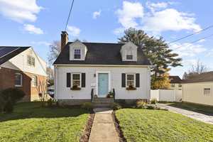 Homes for sale in West Hartford, CT | 50 Acadia St, West Hartford, CT 06119 | MLS# 24139011