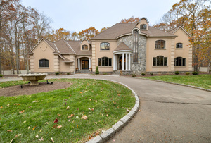 Homes for sale in Guilford, CT | 65 Ironwood Rd, Guilford, CT 06437 | MLS# 24138138