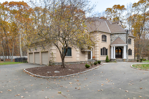 Homes for sale in Guilford, CT | 65 Ironwood Rd, Guilford, CT 06437 | MLS# 24138138