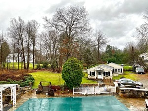 Homes for sale in Stamford, CT | 12 Old Mill Ln, Stamford, CT 06902 | MLS# 24138618