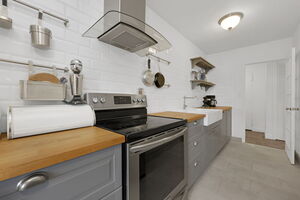 Homes for sale in Bridgeport, CT | 80 Cartright St #2F, Bridgeport, CT 06604 | MLS# 24139079