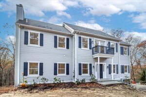 Homes for sale in Bethel, CT | 193 Chestnut Ridge Rd, Bethel, CT 06801 | MLS# 24136909