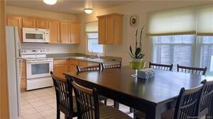 Homes for sale in Stamford, CT | 35 Maple Tree Ave #APT 6, Stamford, CT 06906 | MLS# 24139082