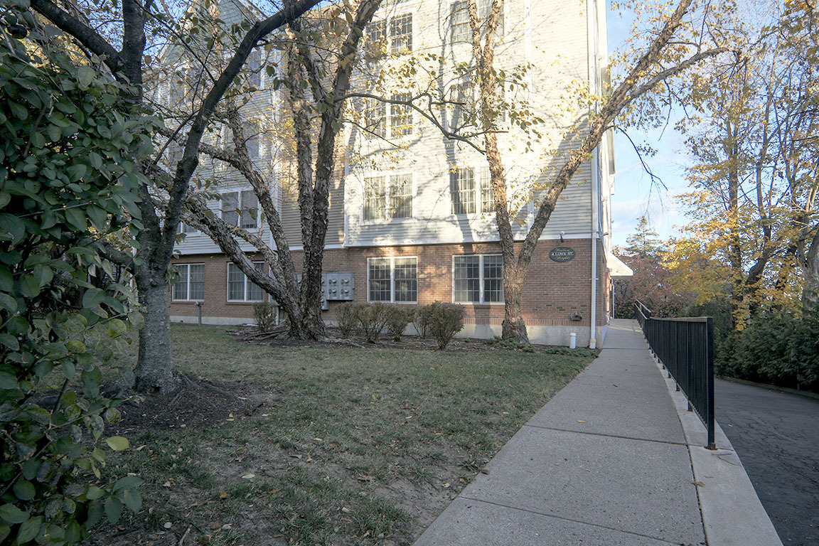 4 Lowe, Norwalk, 06854, 2 Bedrooms Bedrooms, 0 ,2 BathroomsBathrooms,Residential Rental,For Sale,Lowe,0,24138376