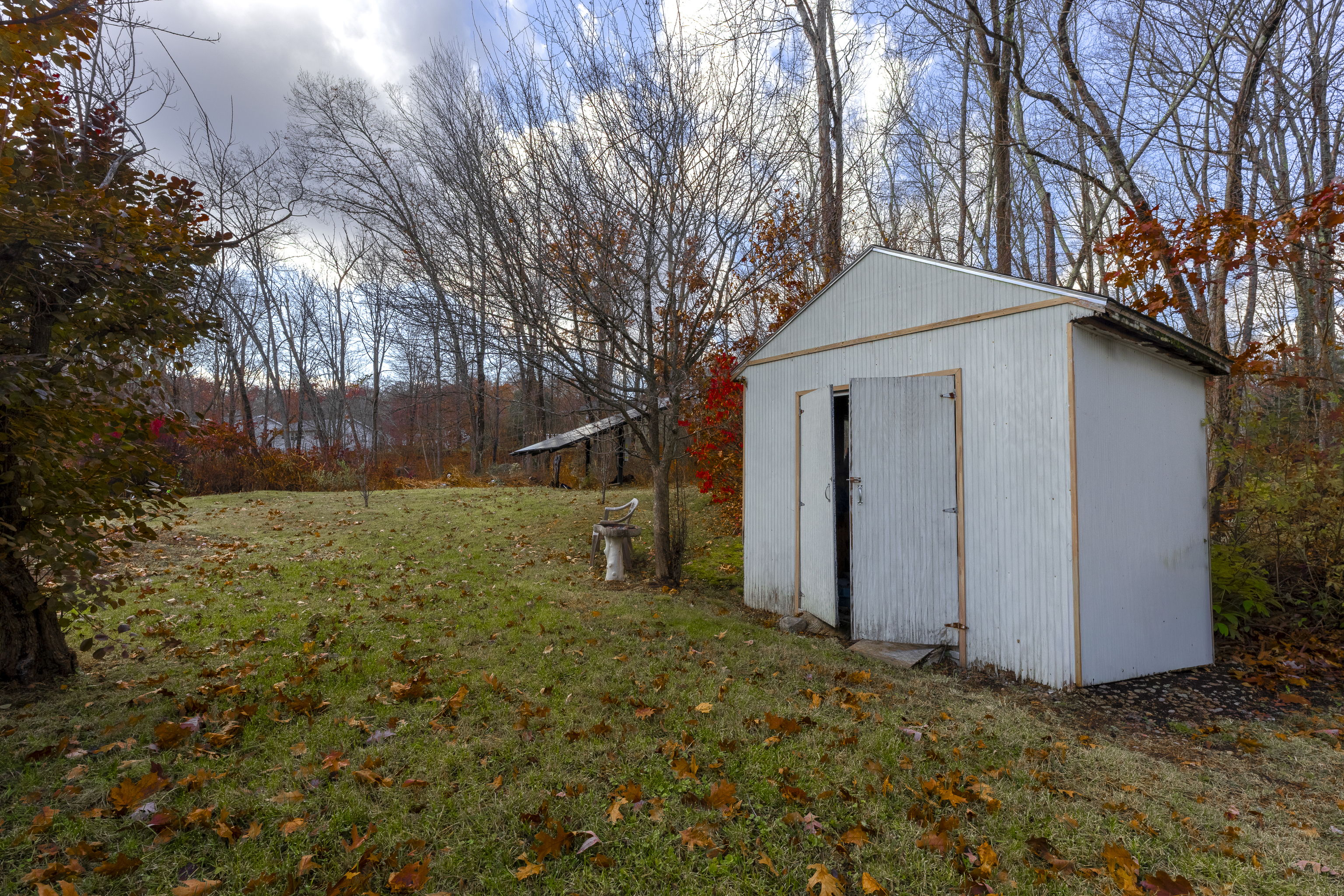 Homes for sale in Thompson, CT | 30 Valley Rd, Thompson, CT 06255 | MLS# 24138878