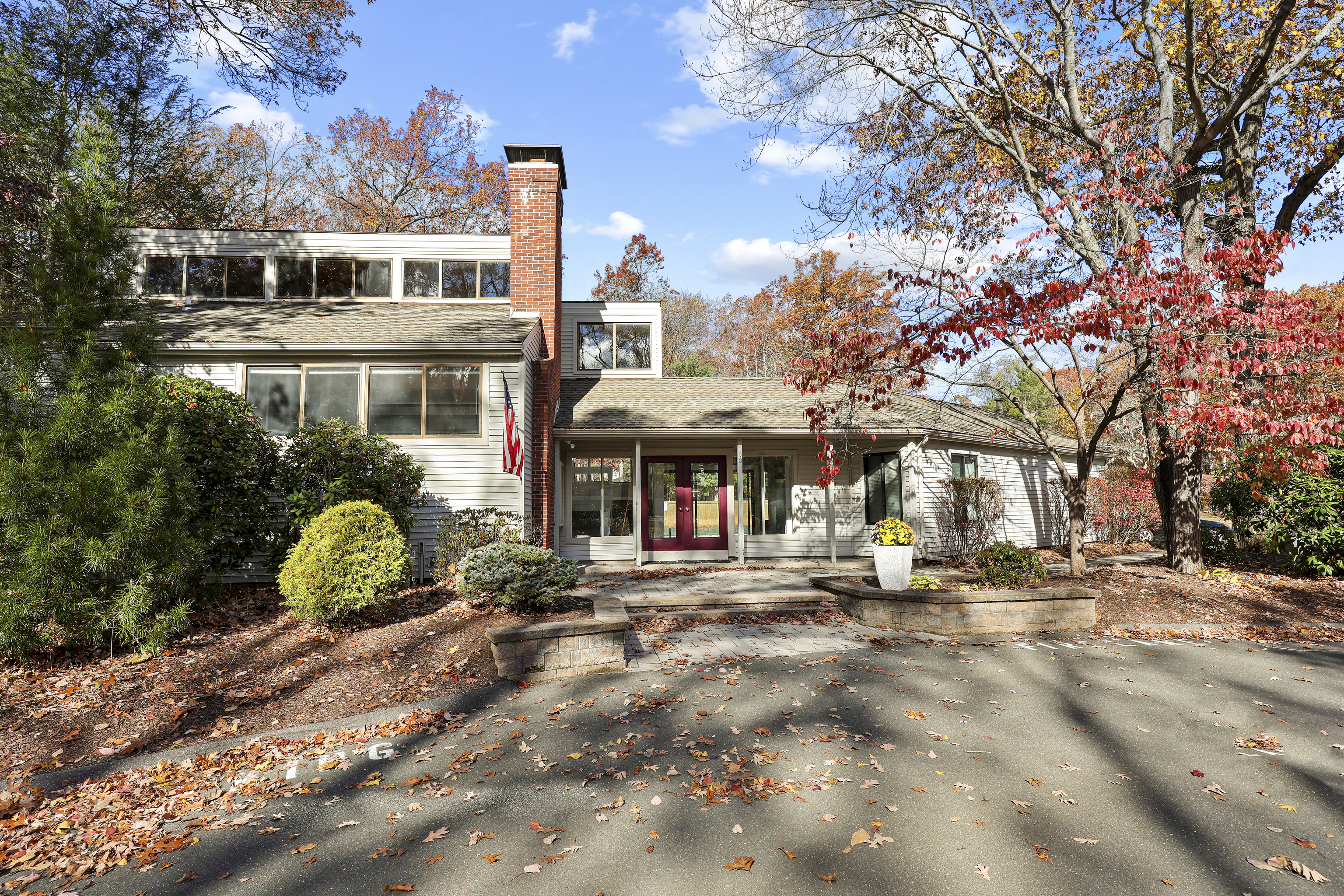 Photo 40 of 27 Farmington Chase Crescent, Farmington, CT