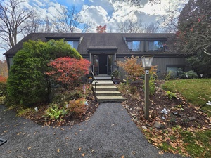 Homes for sale in Southbury, CT | 39 Heritage Vlg #C, Southbury, CT 06488 | MLS# 24139075