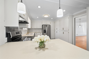 Homes for sale in West Hartford, CT | 11 Rye Ridge Pkwy, West Hartford, CT 06117 | MLS# 24117857