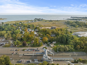 Homes for sale in Guilford, CT | 405 Whitfield St #2, Guilford, CT 06437 | MLS# 24138935