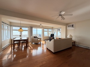 Homes for sale in East Haven, CT | 2 Cambridge Ct, East Haven, CT 06512 | MLS# 24139131