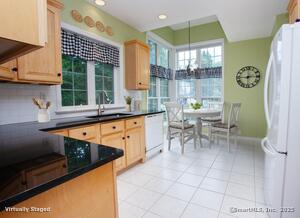 Homes for sale in Simsbury, CT | 14 Brettonwood Dr, Simsbury, CT 06070 | MLS# 24139104