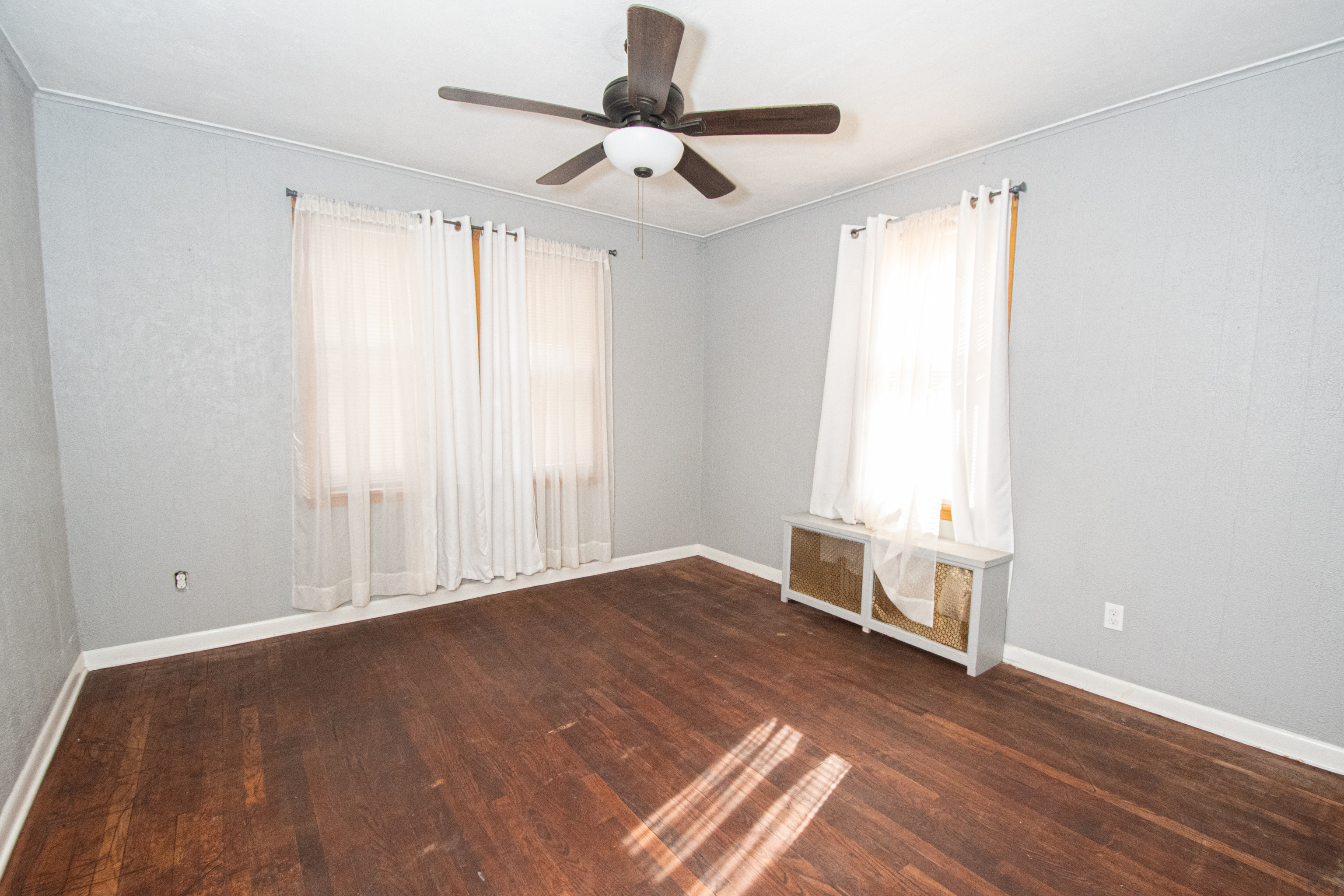 15 Summer, Enfield, 06082, 4 Bedrooms Bedrooms, 0 ,1 BathroomBathrooms,Single Family For Sale,For Sale,Summer,0,24132698