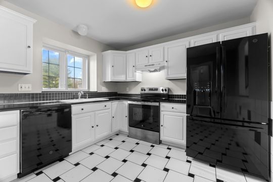 157 Summerhill, Wallingford, 06492, 2 Bedrooms Bedrooms, 0 ,2 BathroomsBathrooms,Condo/co-op For Sale,For Sale,Summerhill,0,24134963