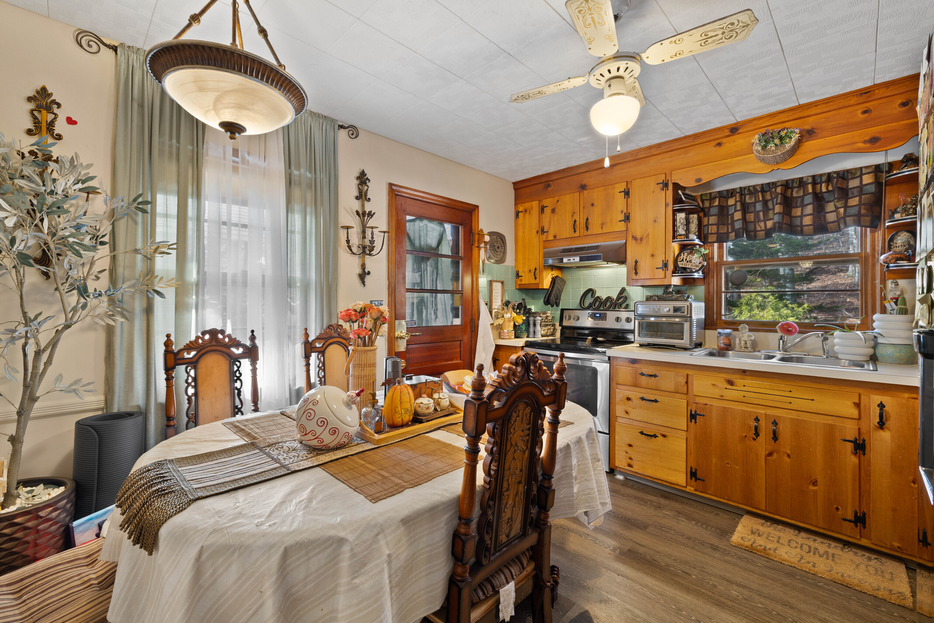 139 Starr, Norwich, 06360, 3 Bedrooms Bedrooms, 0 ,1 BathroomBathrooms,Single Family For Sale,For Sale,Starr,0,24137224