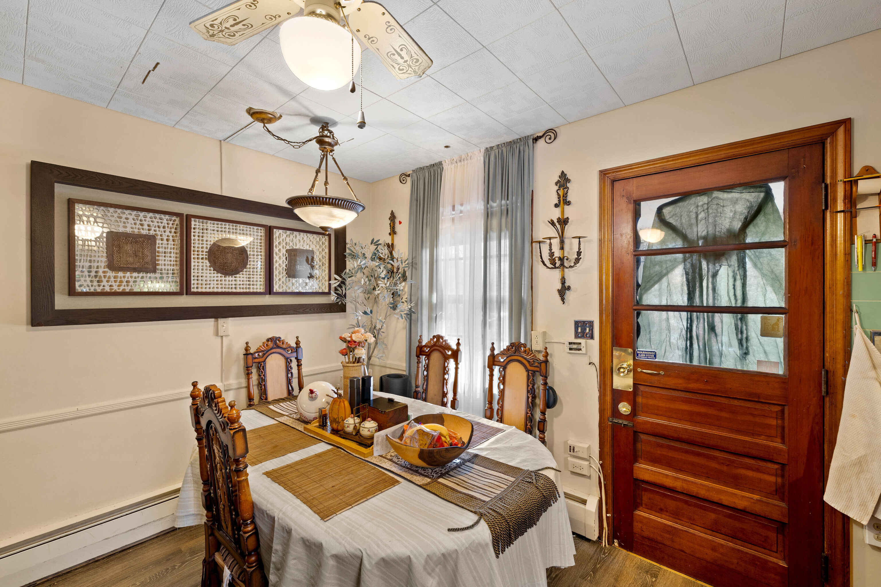 139 Starr, Norwich, 06360, 3 Bedrooms Bedrooms, 0 ,1 BathroomBathrooms,Single Family For Sale,For Sale,Starr,0,24137224