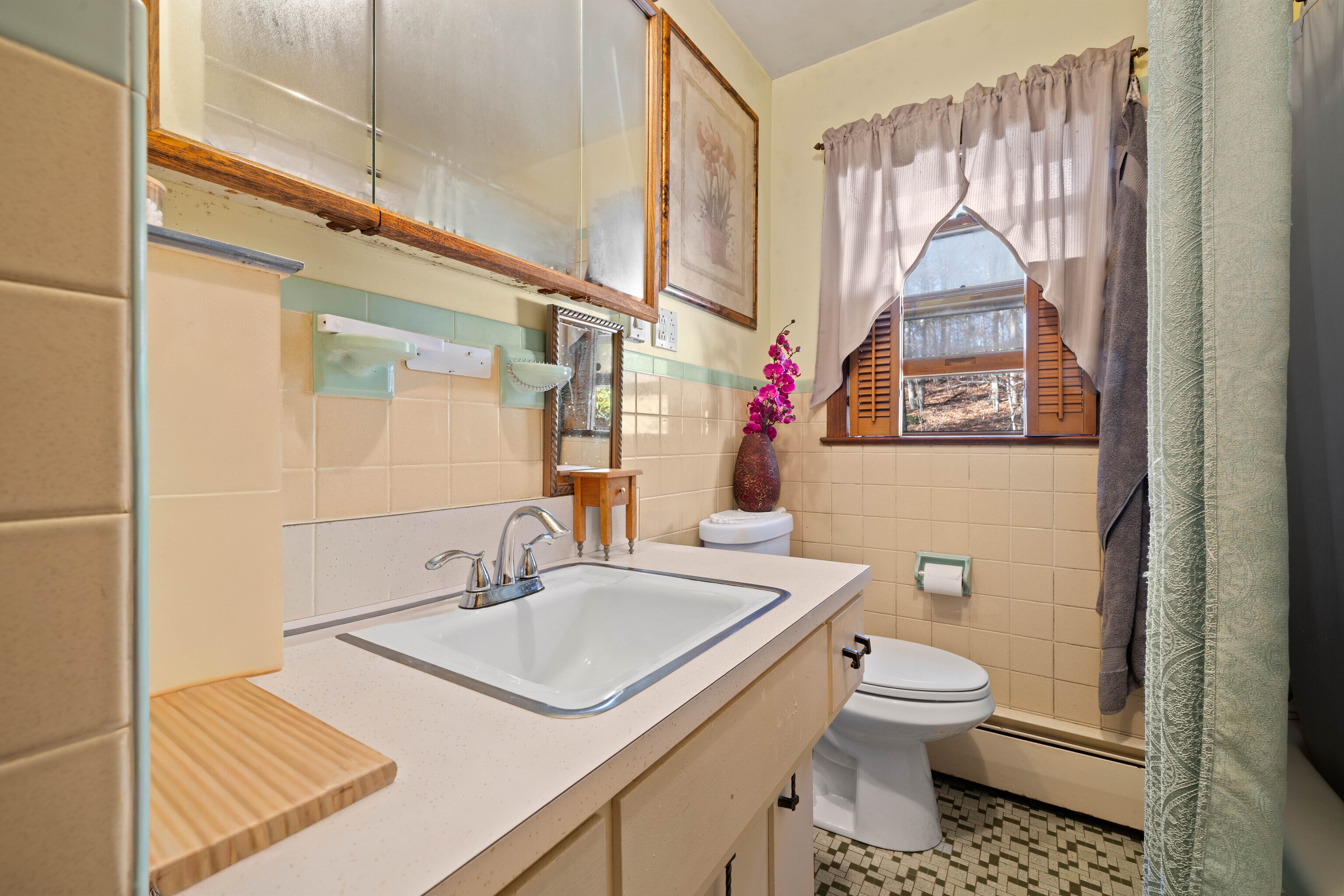 139 Starr, Norwich, 06360, 3 Bedrooms Bedrooms, 0 ,1 BathroomBathrooms,Single Family For Sale,For Sale,Starr,0,24137224