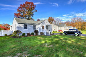 Homes for sale in West Haven, CT | 79 Cooper Rd, West Haven, CT 06516 | MLS# 24139189