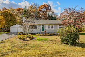 Homes for sale in Ledyard, CT | 7 Harvard Rd, Ledyard, CT 06335 | MLS# 24137674