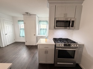 Homes for sale in New Britain, CT | 100 Austin St, New Britain, CT 06051 | MLS# 24138478