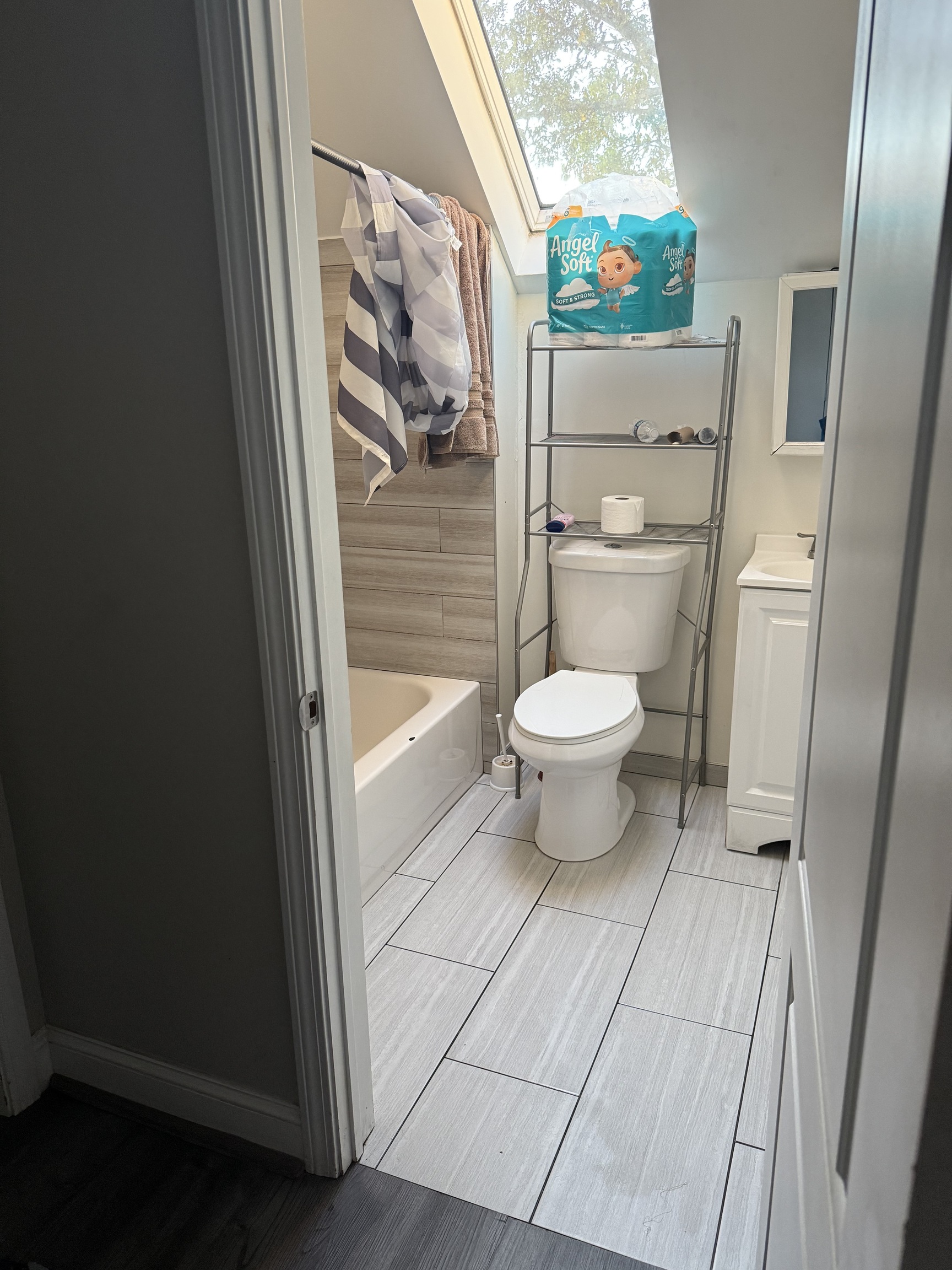 210 Bishop, Waterbury, 06704, 6 Bedrooms Bedrooms, 0 ,3 BathroomsBathrooms,Multi-family For Sale,For Sale,Bishop,0,24135851