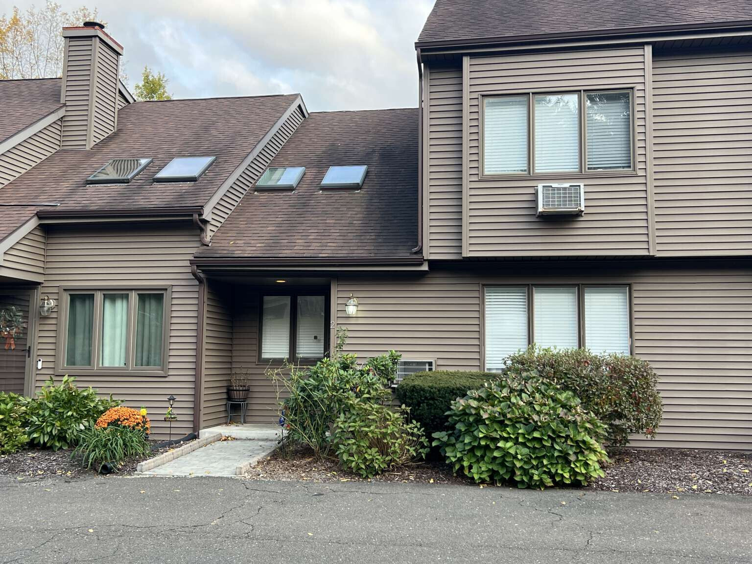 Homes for sale in New Milford, CT | 2 Twin Oaks #2, New Milford, CT 06776 | MLS# 24134235