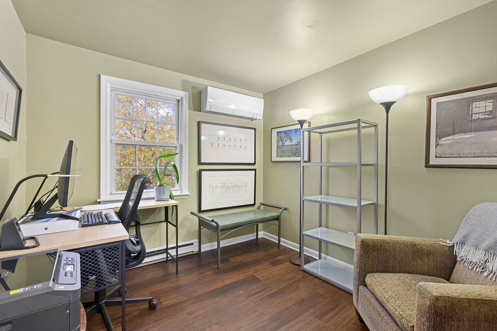 9 Blue Bird, Middletown, 06457, 3 Bedrooms Bedrooms, 0 ,1 BathroomBathrooms,Residential Rental,For Sale,Blue Bird,0,24139379