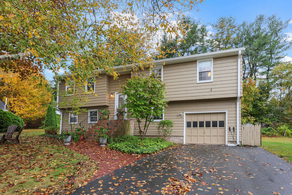 9 Blue Bird, Middletown, 06457, 3 Bedrooms Bedrooms, 0 ,1 BathroomBathrooms,Residential Rental,For Sale,Blue Bird,0,24139379