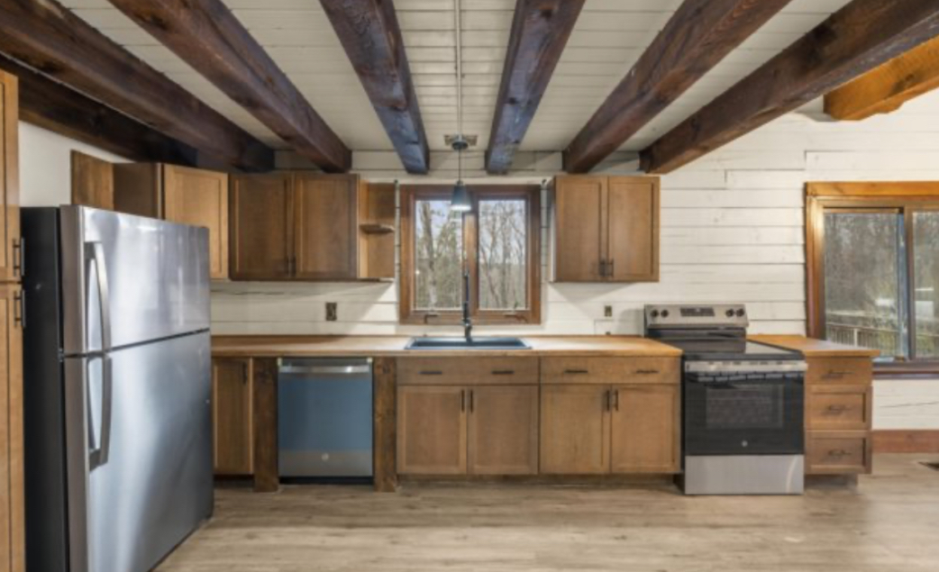 617 Guerdat, Torrington, 06790, 2 Bedrooms Bedrooms, 0 ,2 BathroomsBathrooms,Single Family For Sale,For Sale,Guerdat,0,24133999