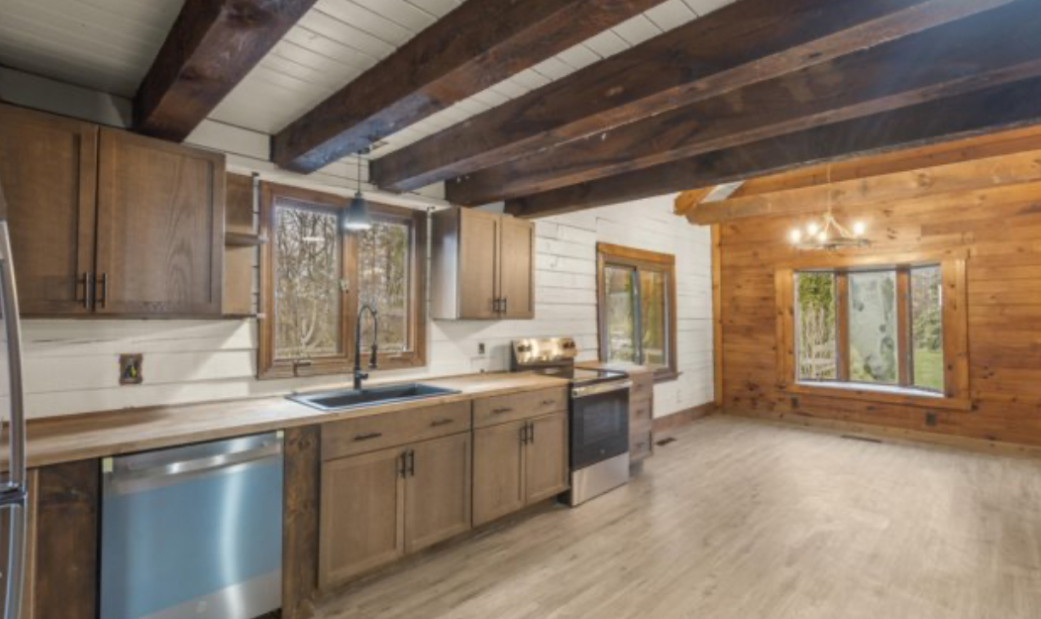 617 Guerdat, Torrington, 06790, 2 Bedrooms Bedrooms, 0 ,2 BathroomsBathrooms,Single Family For Sale,For Sale,Guerdat,0,24133999