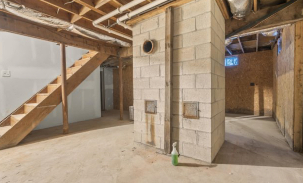 617 Guerdat, Torrington, 06790, 2 Bedrooms Bedrooms, 0 ,2 BathroomsBathrooms,Single Family For Sale,For Sale,Guerdat,0,24133999