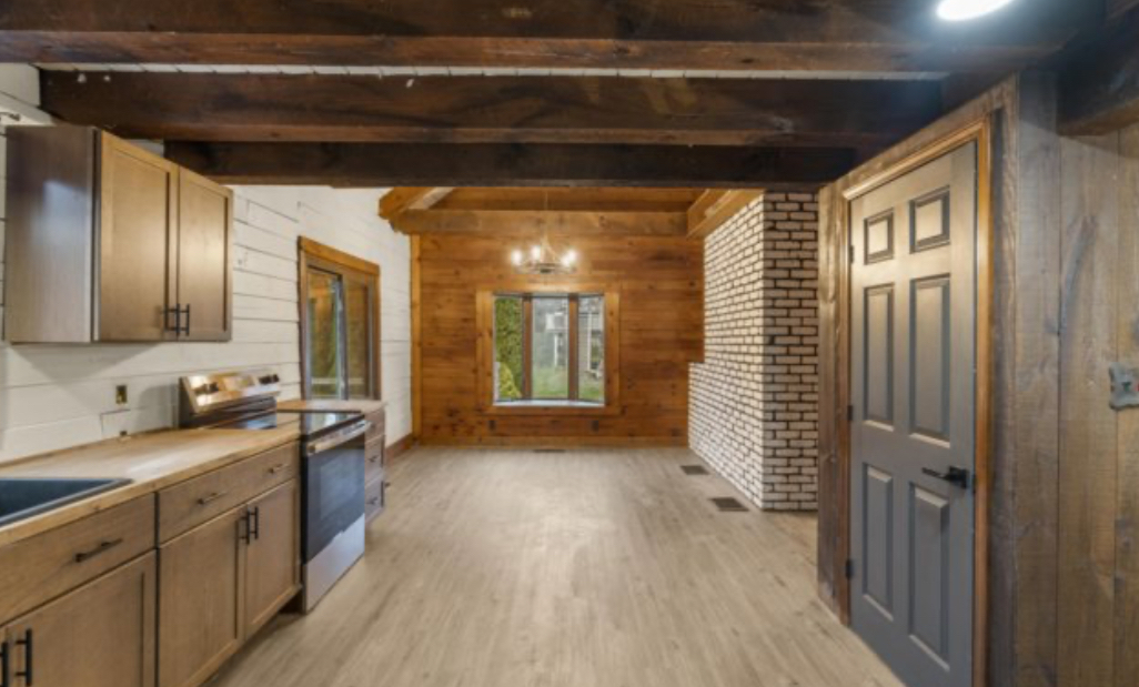 617 Guerdat, Torrington, 06790, 2 Bedrooms Bedrooms, 0 ,2 BathroomsBathrooms,Single Family For Sale,For Sale,Guerdat,0,24133999