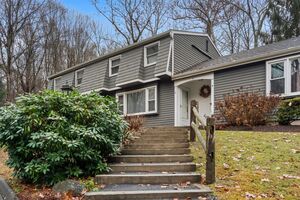 Homes for sale in Essex, CT | 20 Comstock Ave #APT 4C, Essex, CT 06442 | MLS# 24139156