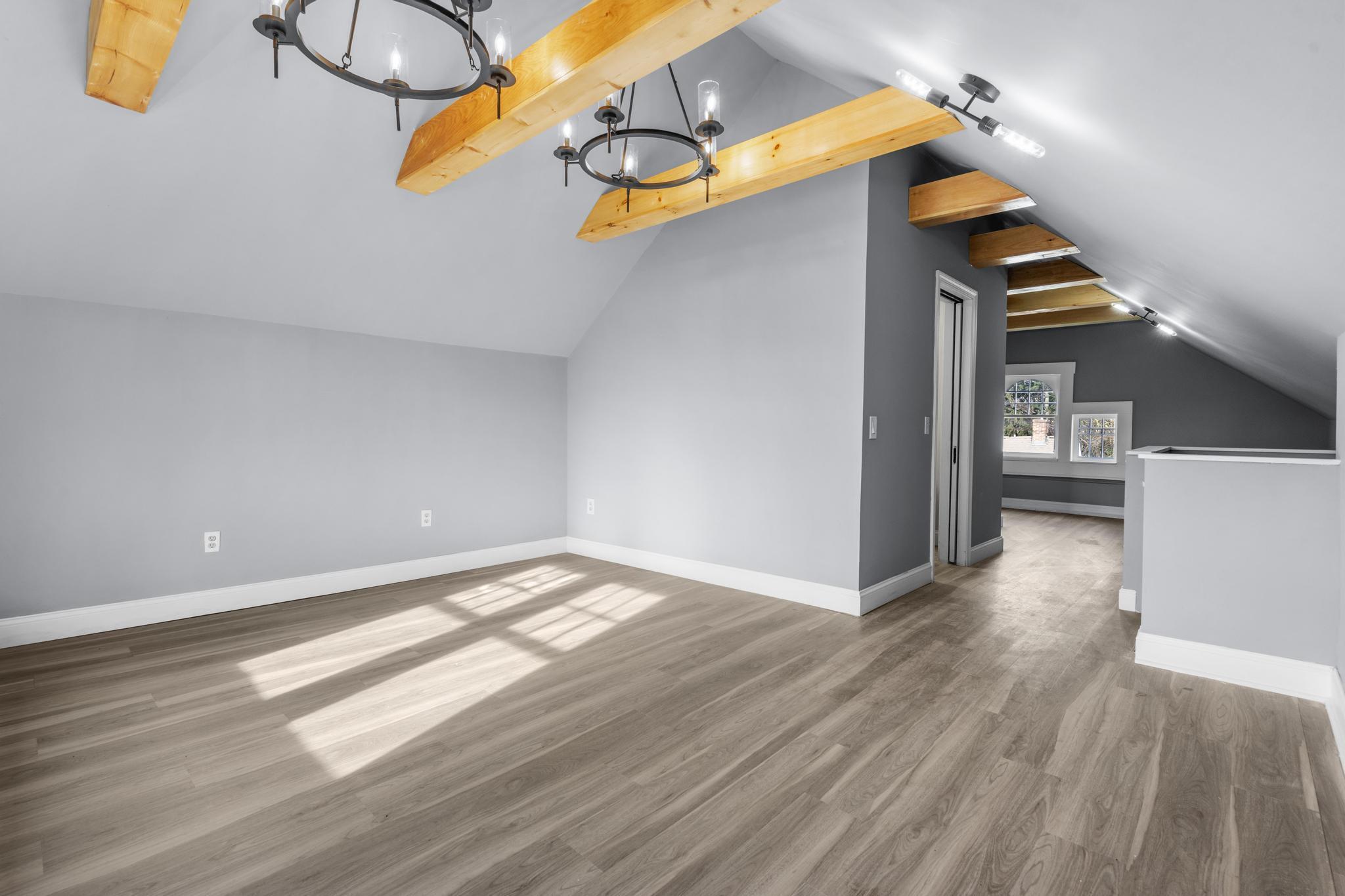 46 Hart, Wethersfield, 06109, 5 Bedrooms Bedrooms, 0 ,2 BathroomsBathrooms,Residential Rental,For Sale,46 Hart,0,24139596