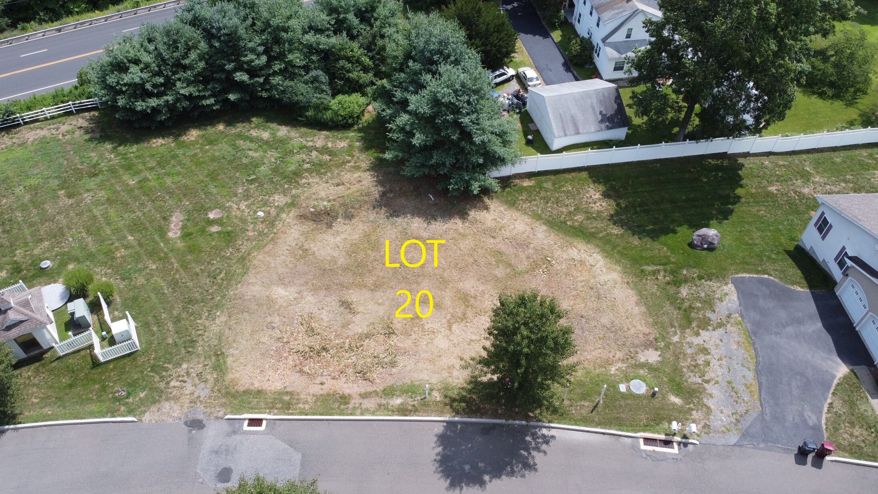 Homes for sale in Naugatuck, CT | 2 Silver Ridge Ln, Naugatuck, CT 06770 | MLS# 24139493