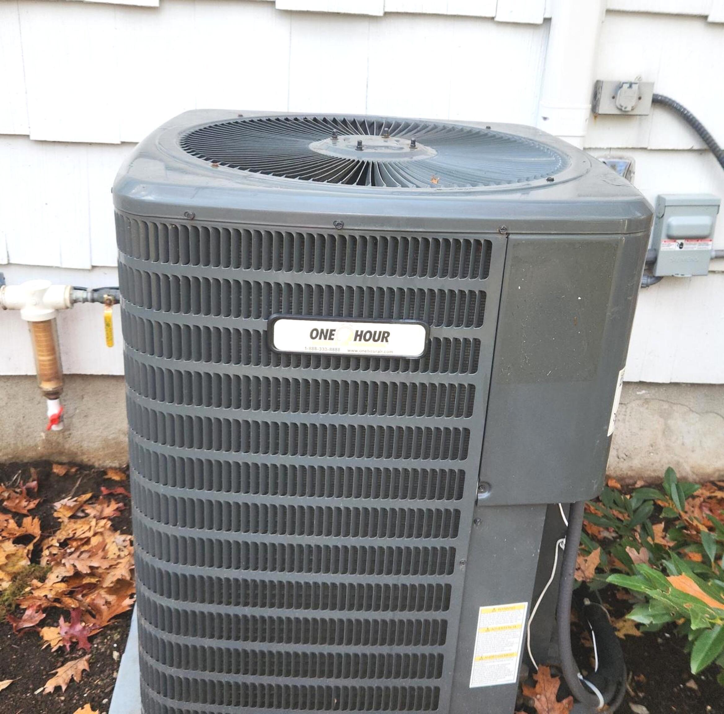 81 Bronson, Avon, 06001, 3 Bedrooms Bedrooms, 0 ,2 BathroomsBathrooms,Single Family For Sale,For Sale,Bronson,0,24139365