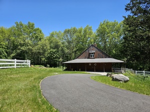 Homes for sale in Woodbury, CT | 819 Main St N, Woodbury, CT 06798 | MLS# 24139312