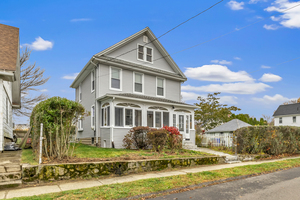 Homes for sale in Stratford, CT | 581 California St, Stratford, CT 06614 | MLS# 24138910