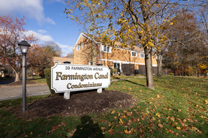 Homes for sale in Plainville, CT | 39 Farmington Ave #B4, Plainville, CT 06062 | MLS# 24139604