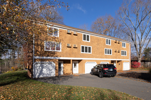 Homes for sale in Plainville, CT | 39 Farmington Ave #B4, Plainville, CT 06062 | MLS# 24139604