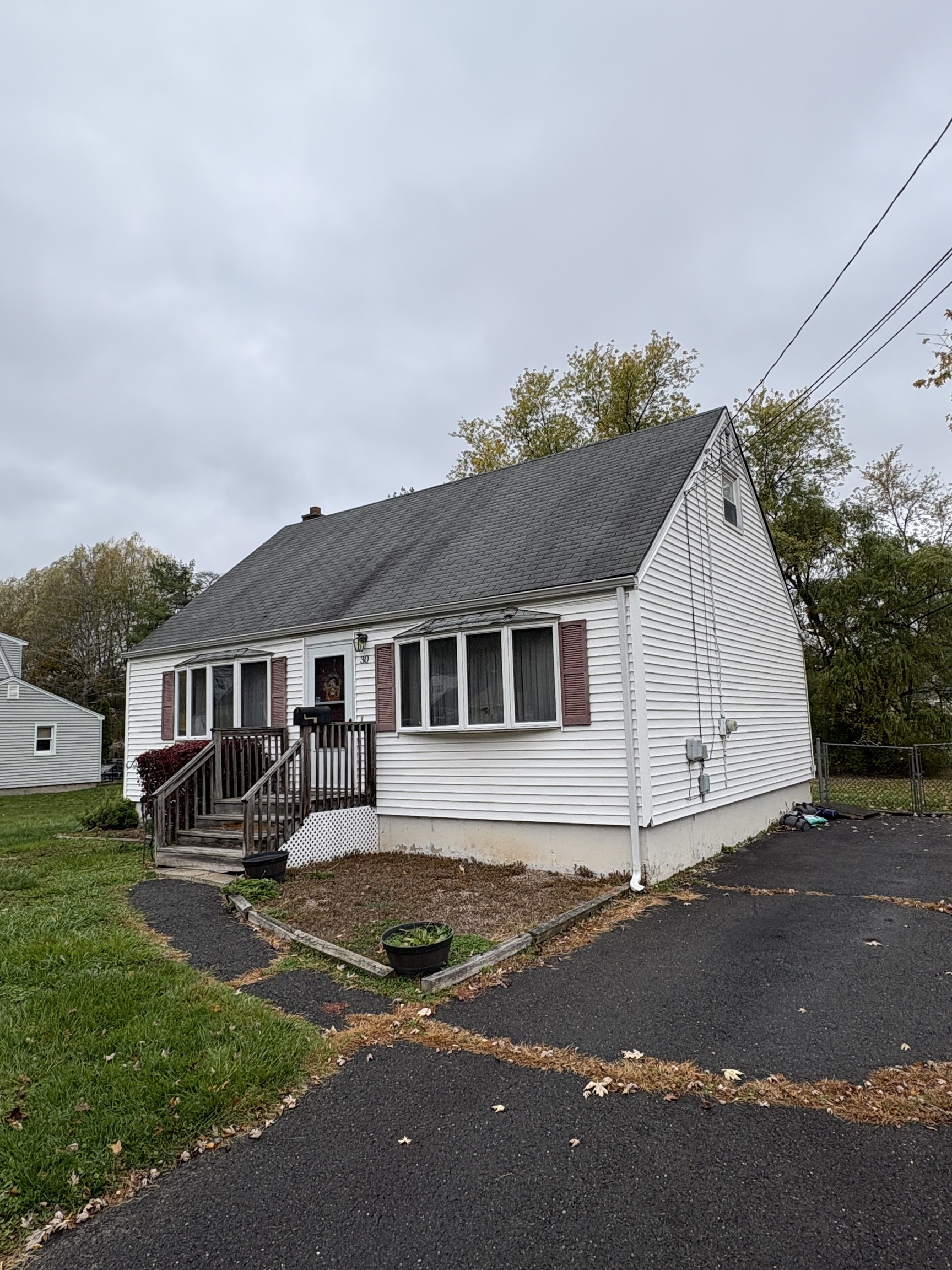 Homes for sale in Middletown, CT | 30 Hemlock Pl, Middletown, CT 06457 | MLS# 24139662