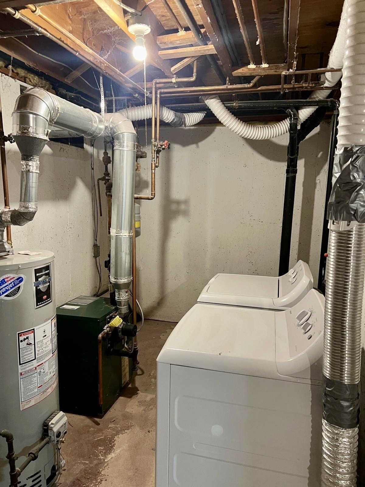 649 Middle, Manchester, 06040, 2 Bedrooms Bedrooms, 0 ,1 BathroomBathrooms,Residential Rental,For Sale,Middle,0,24138944